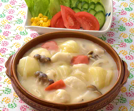 鶏肉ときのこのクリームシチュー